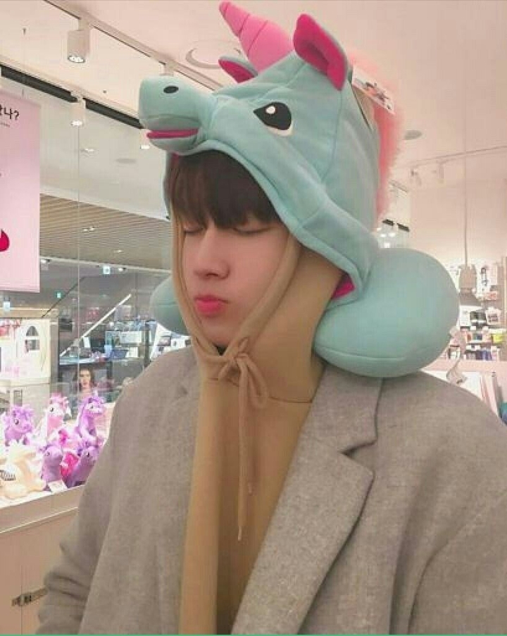 v