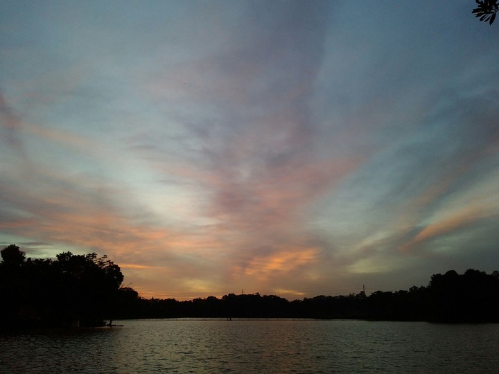 #lake #indonesia #sunset