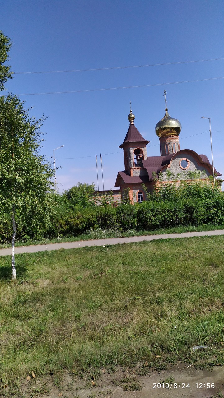 церковь в деревне