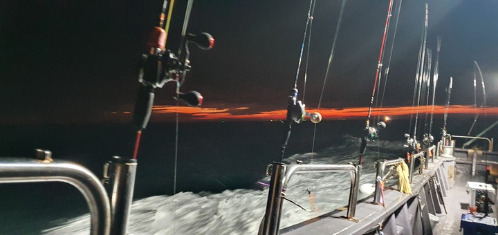 before the dawn (go to fishing)