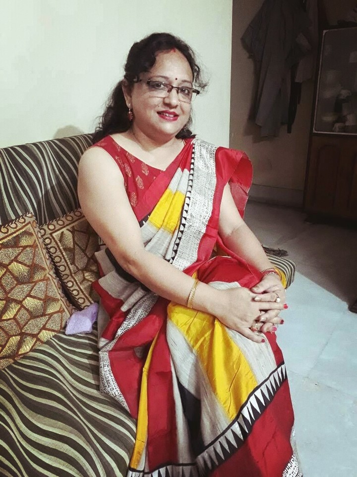 traditional Bengal attire