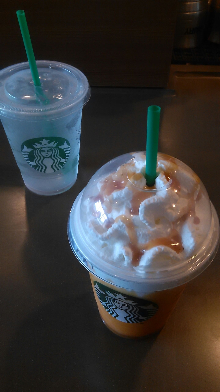 Vanella Bean Caramel and Water