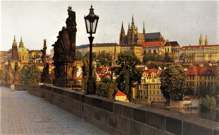Bridge Charles Praya