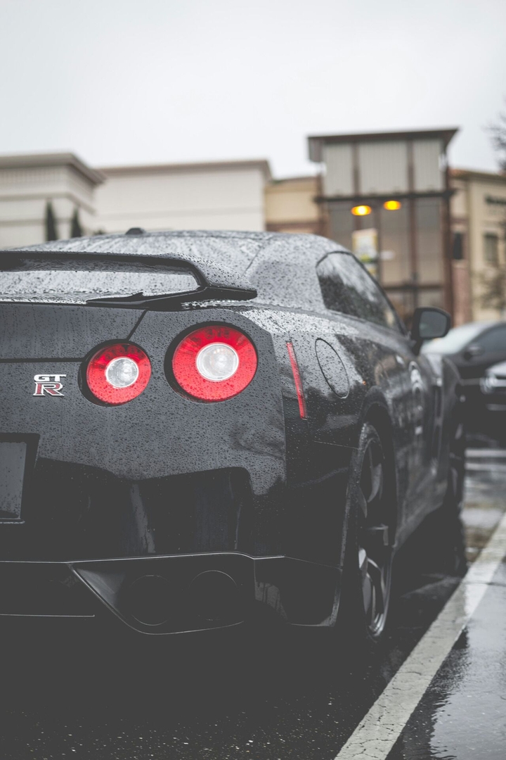 Nissan GTR