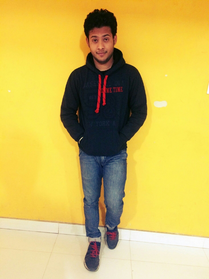 Vikash raj 7065886642