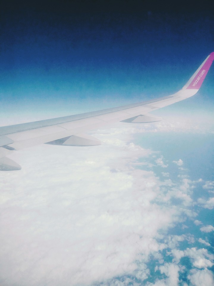 in avion
