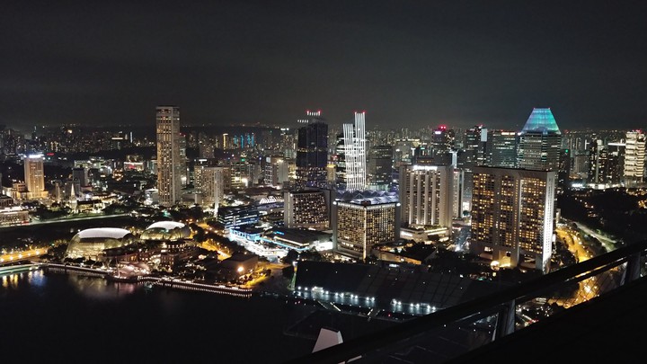 marina bay sands roof ?