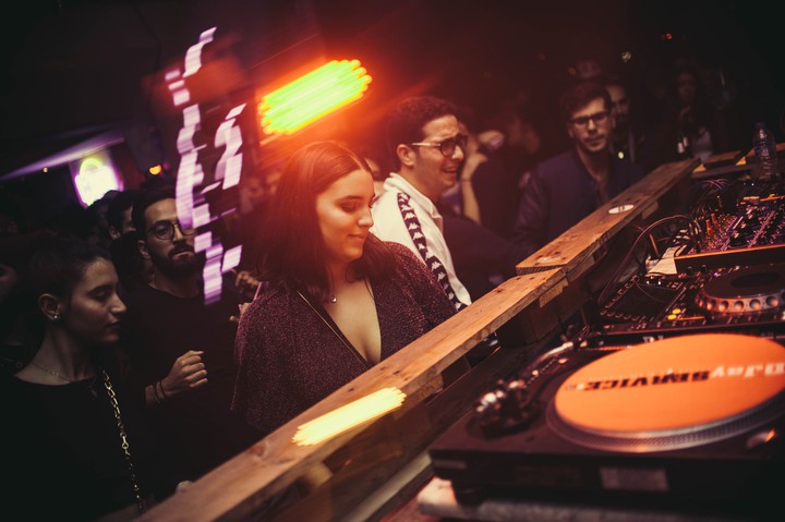 Discotheque, Pub