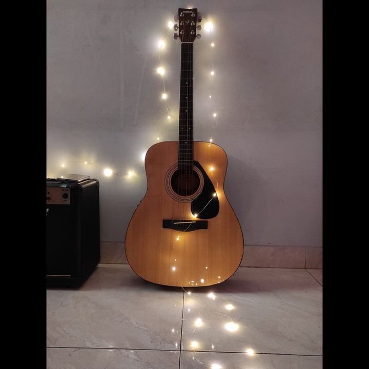 Bright Guitar