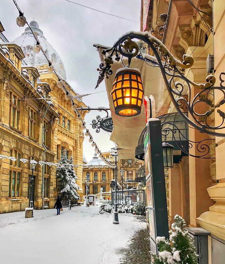 ♥️ Winter in Bucharest, Romania