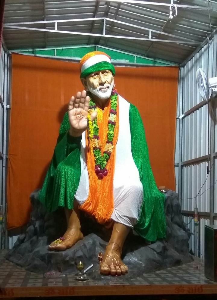 sai baba in tricolor