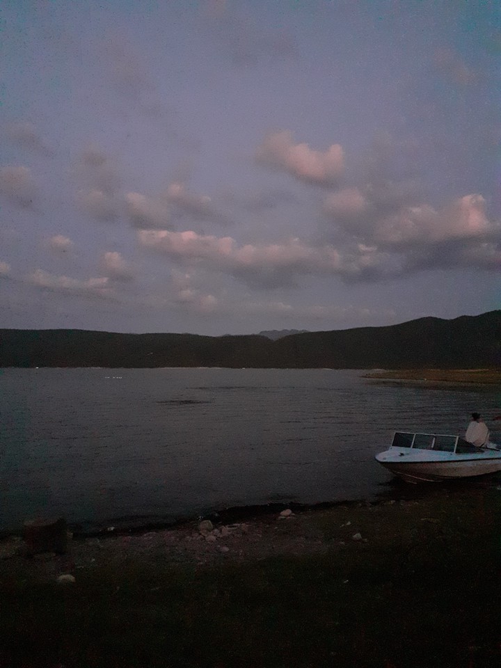otro lugar
