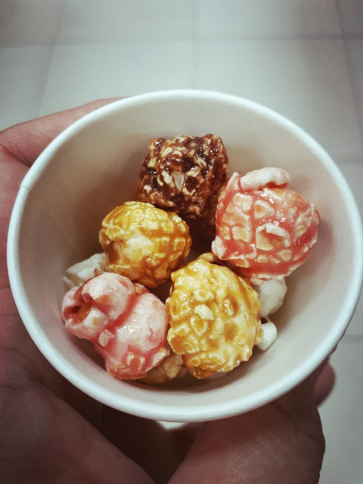 Colored popcorns ;)