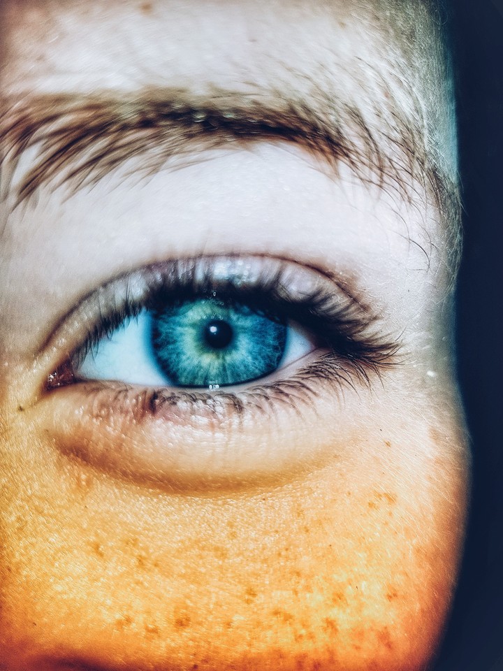 blue eyes