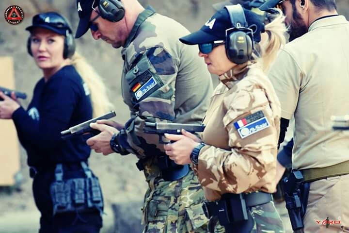 Europen Sicurity Soldiers Italy
