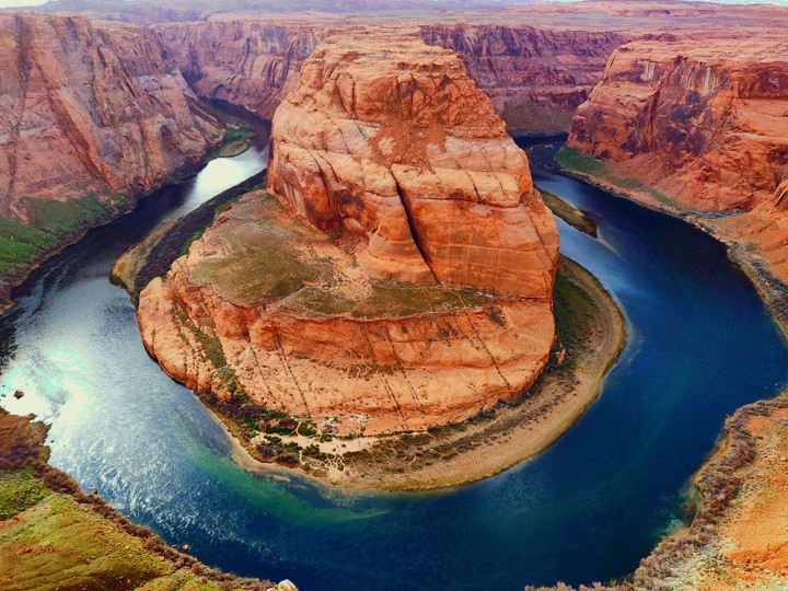 Horseshoe bend