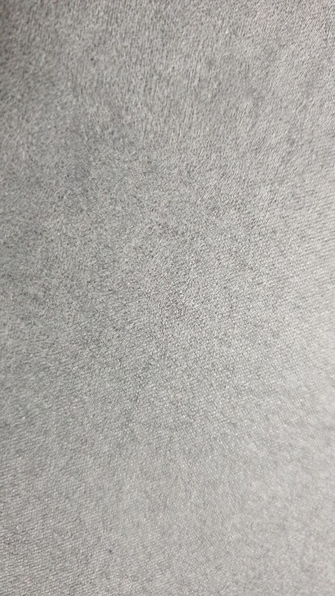 회색