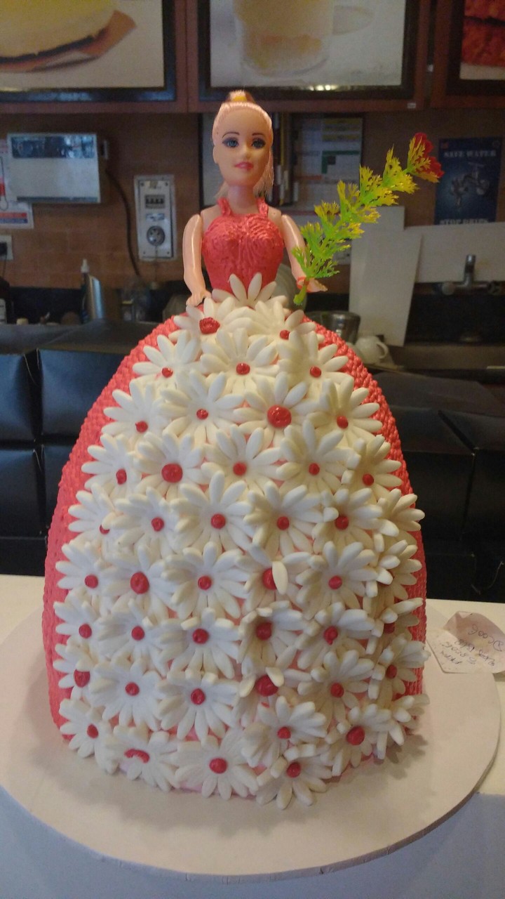 Barbie cake