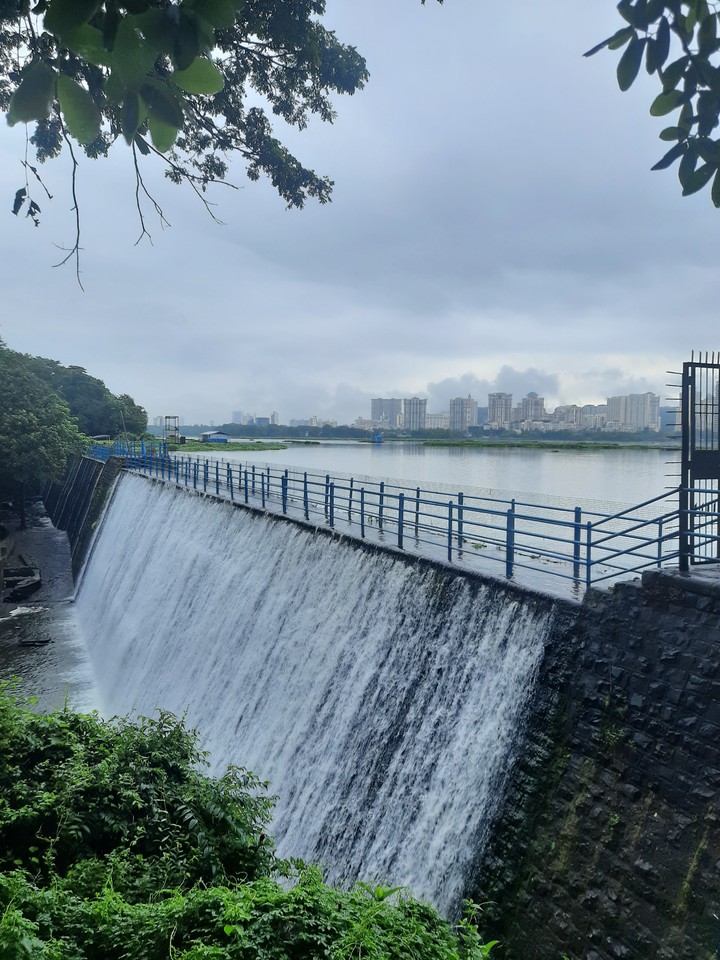 powai waterfall