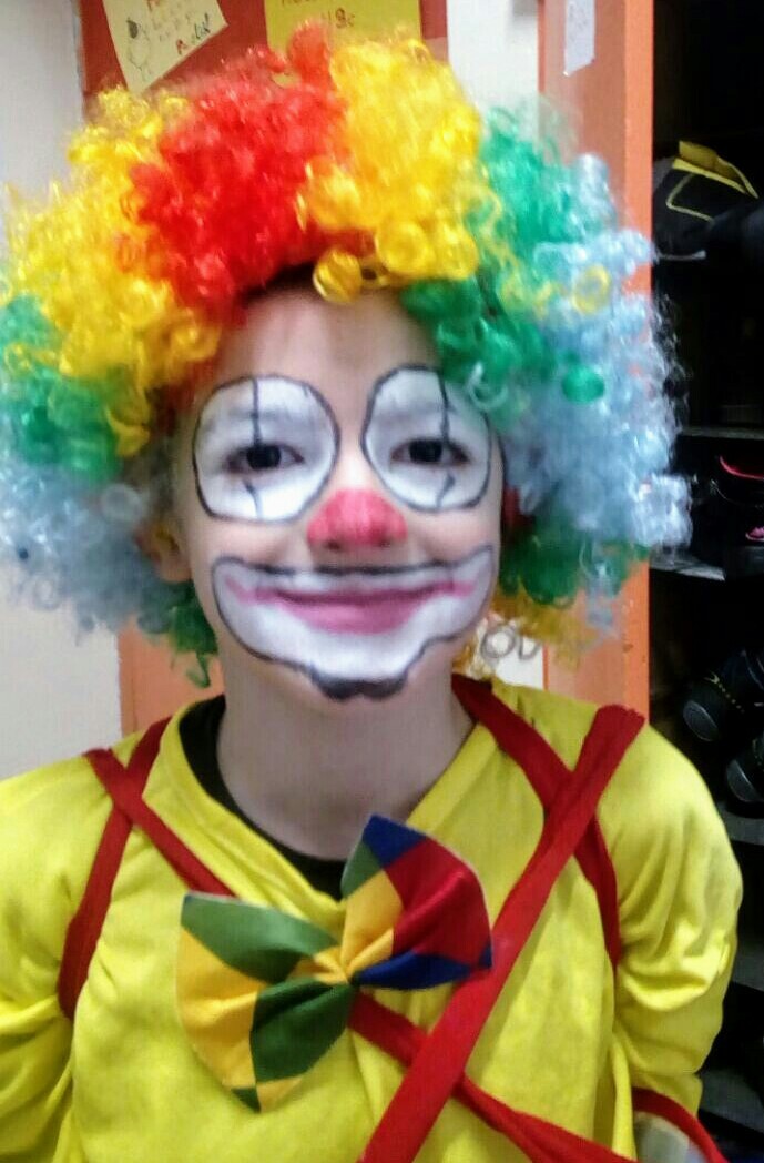 Happy little clown.  :-)