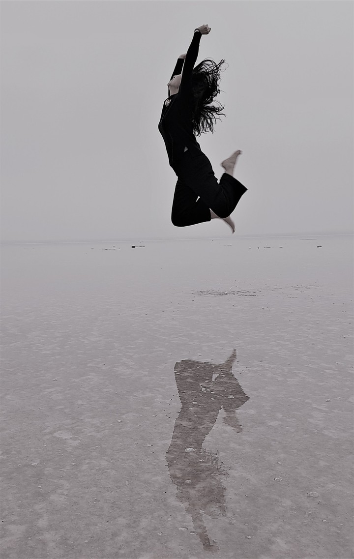 jump in  tuz lake at  turky