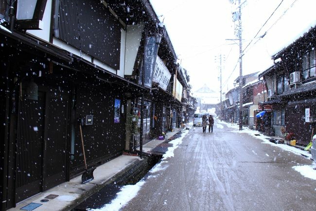 quaint old streets of Gujo Hachiman 郡上八幡