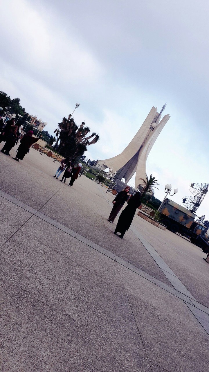 Makem EchaHid
