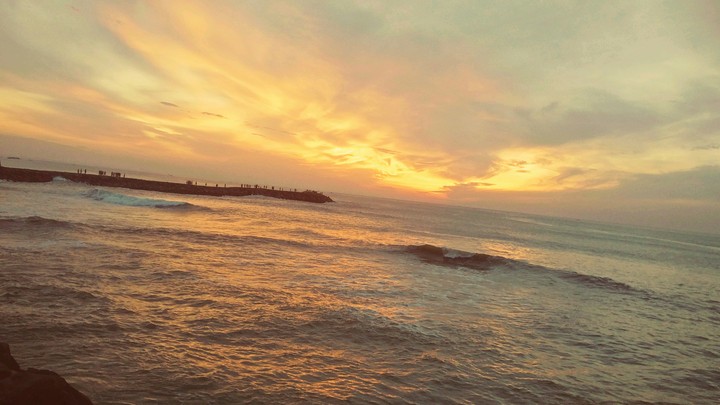 sunrise at last land.