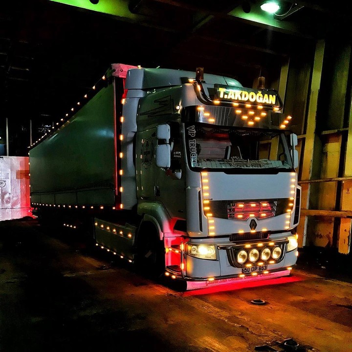 Renault Premium 460 Truck