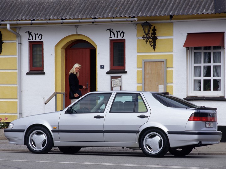 saab