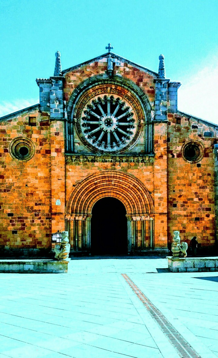 IMPRESSIVE AVILA SPAIN
