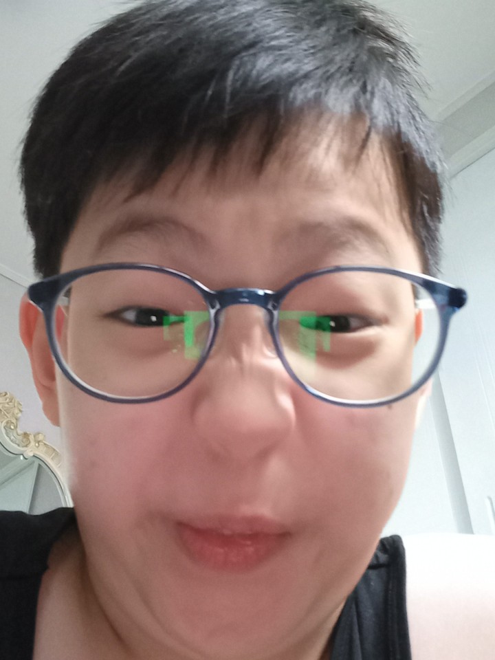 웃긴거