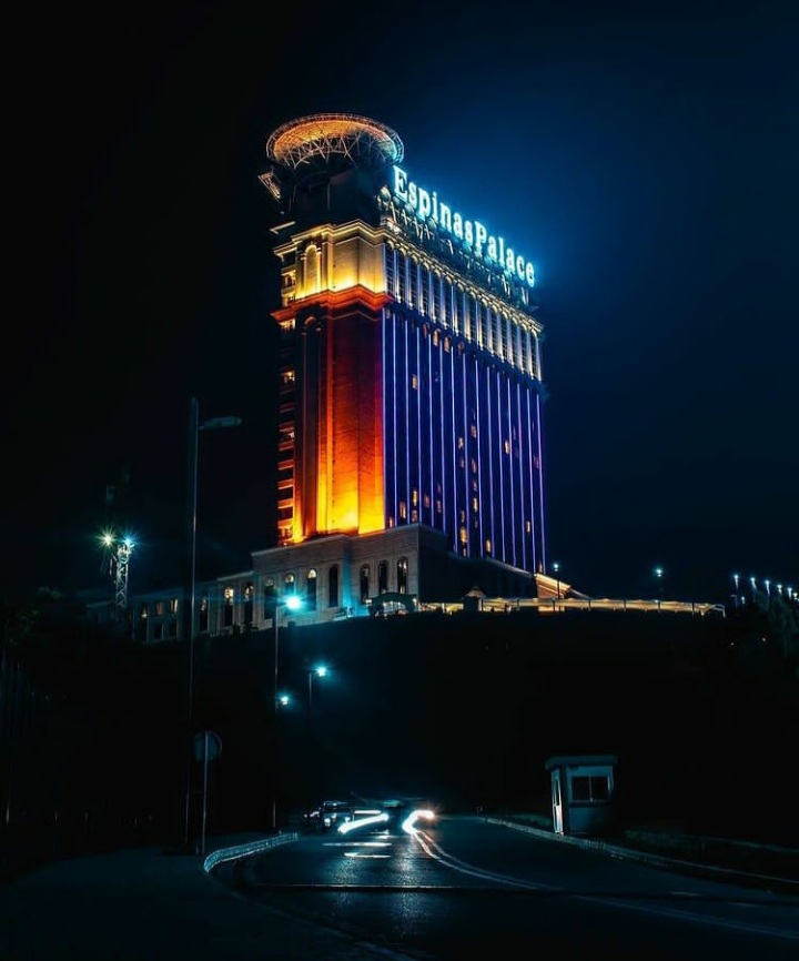 Spinas Palace Hotel, Tehran