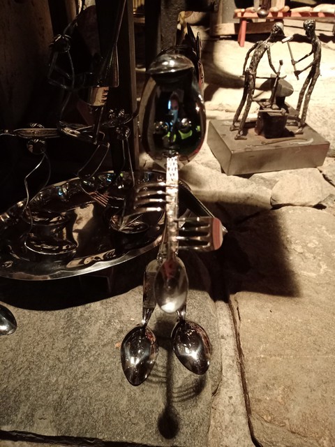 Spoon human