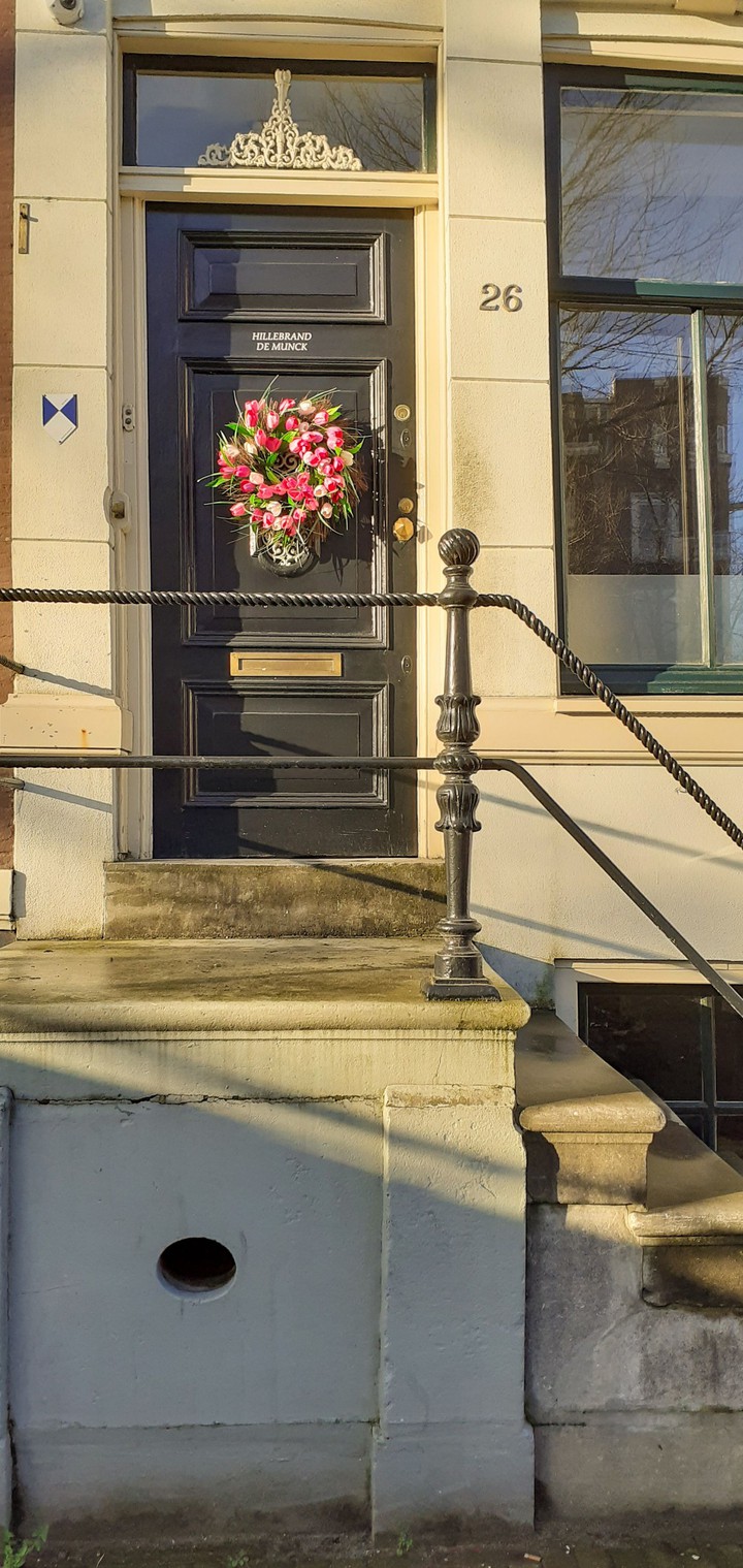 Welcome in tulip house