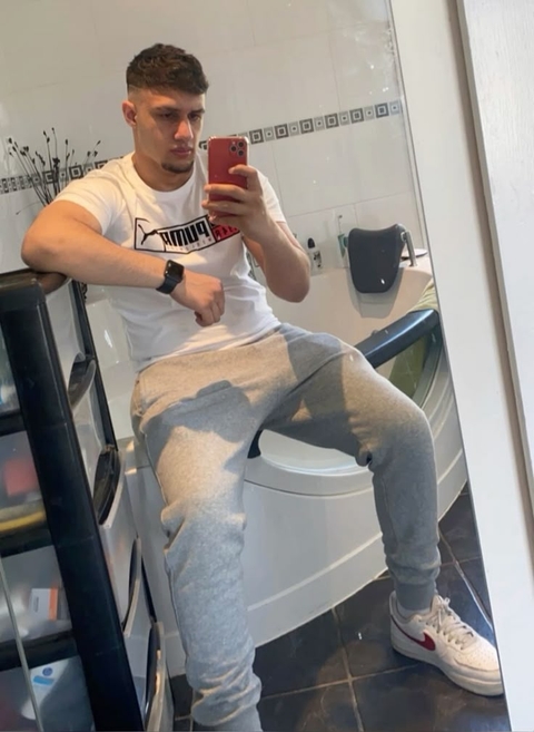 sweatpants, knee duvar kağıtları