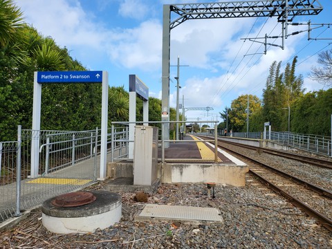 A train station in Auckland ,New Zealand