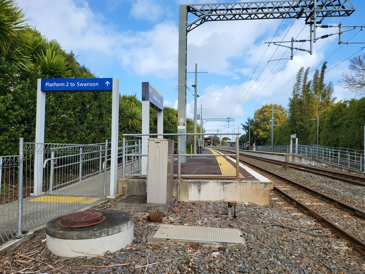 A train station in Auckland ,New Zealand
