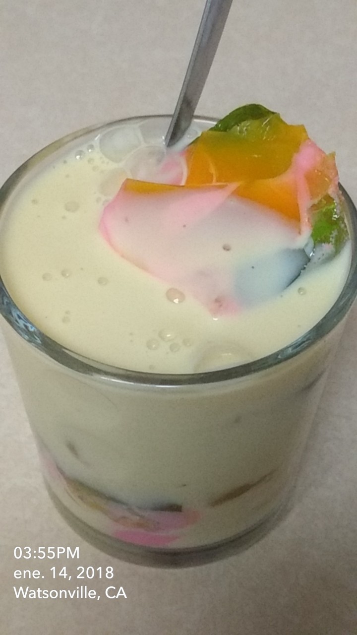 gelatina con Rompope