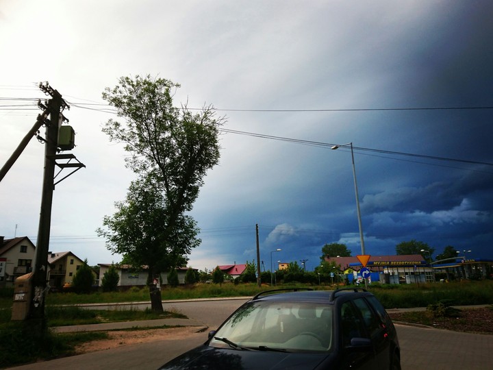 Dual sky