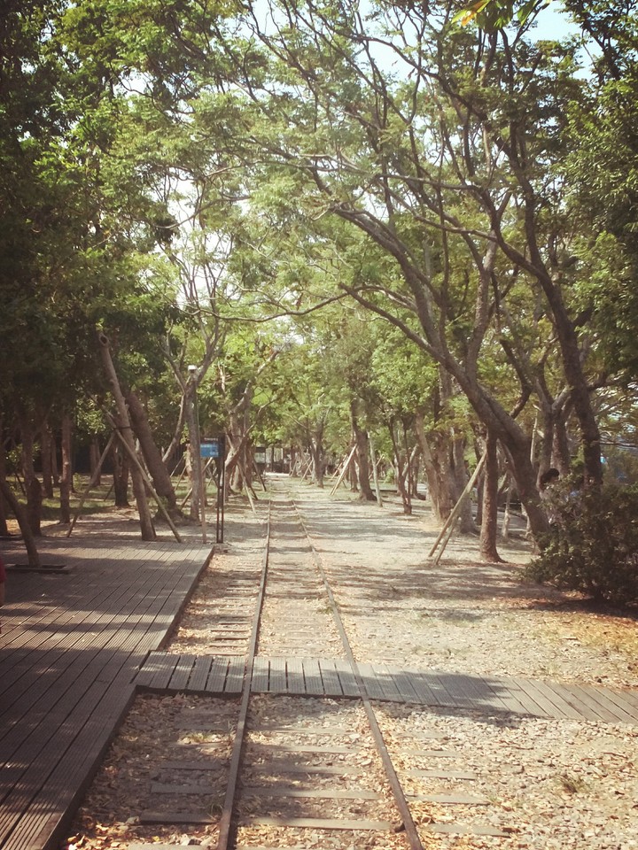 train track