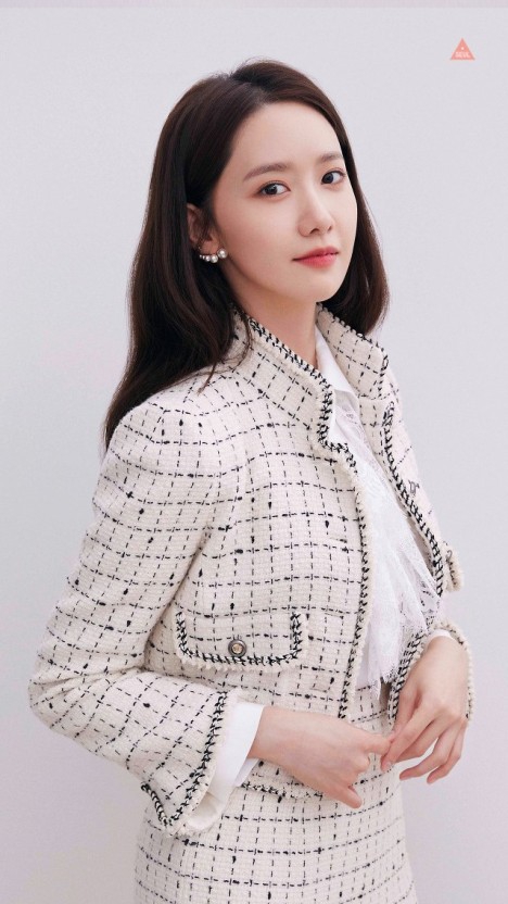 Korean singer Yoona