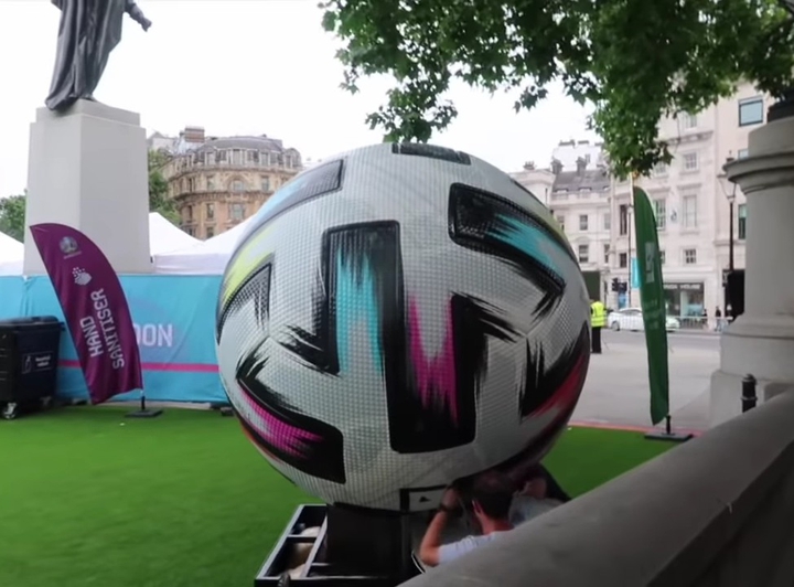 BIG FOOTBALL TENNIS