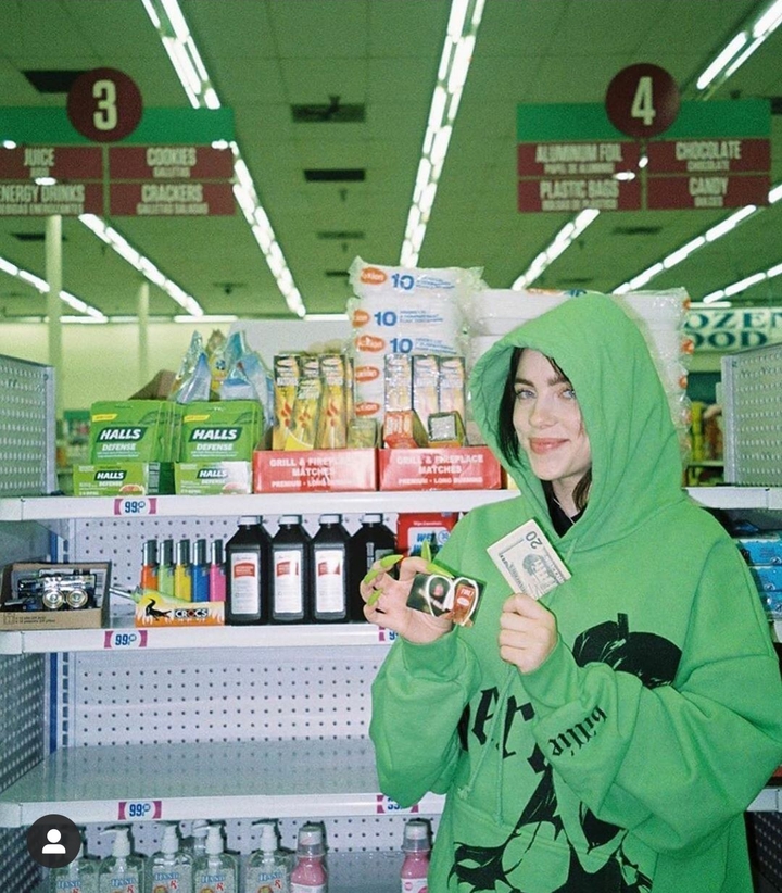 BILLIE EILISH