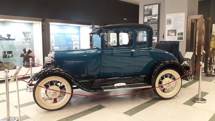 vintage car