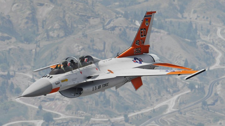 General Dynamics F-16D Fighting Falcon