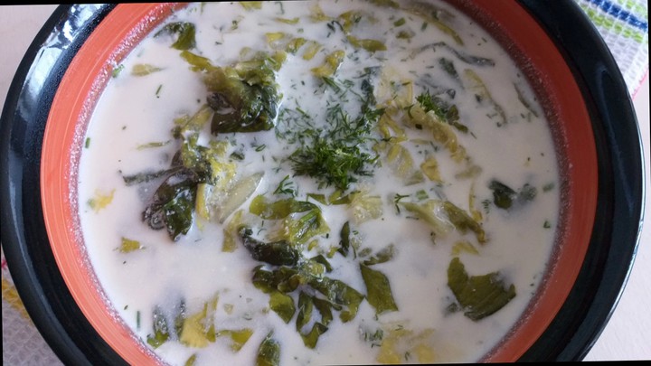 Lettuce soup