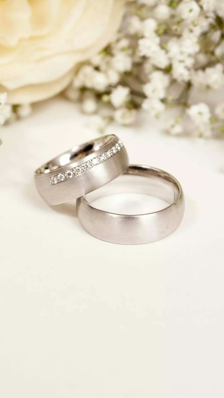 life rings of husband and wife