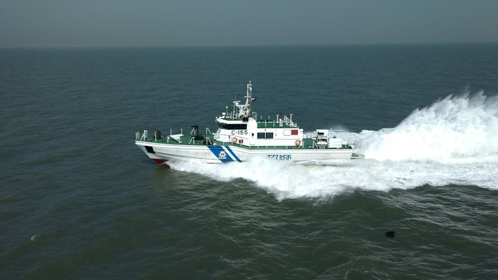 SPEEDBOAT