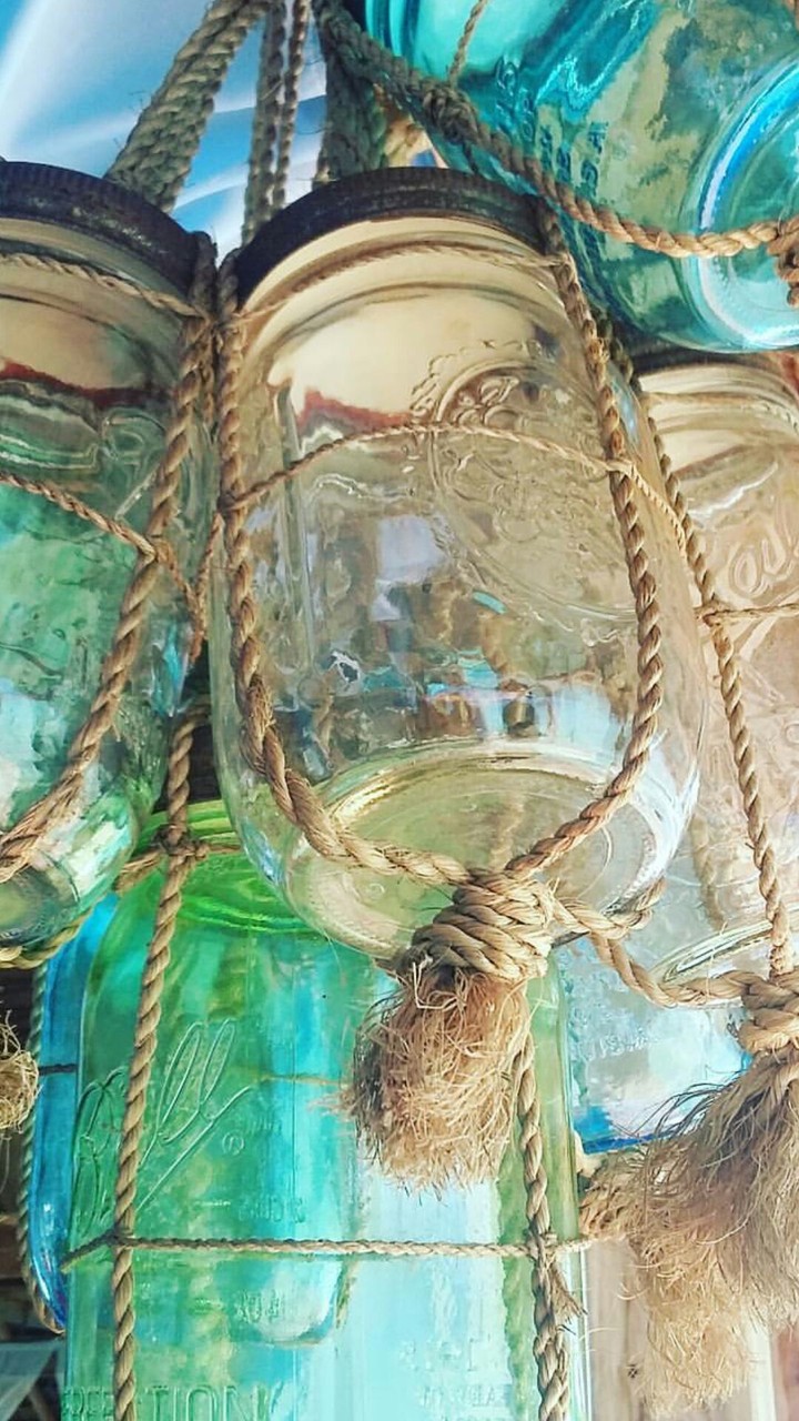 tied glass